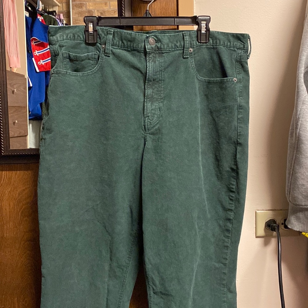 American Eagle Corduroy Green Mom Jeans